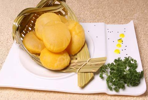 怎么打烧饼不发硬发干：和面很重要